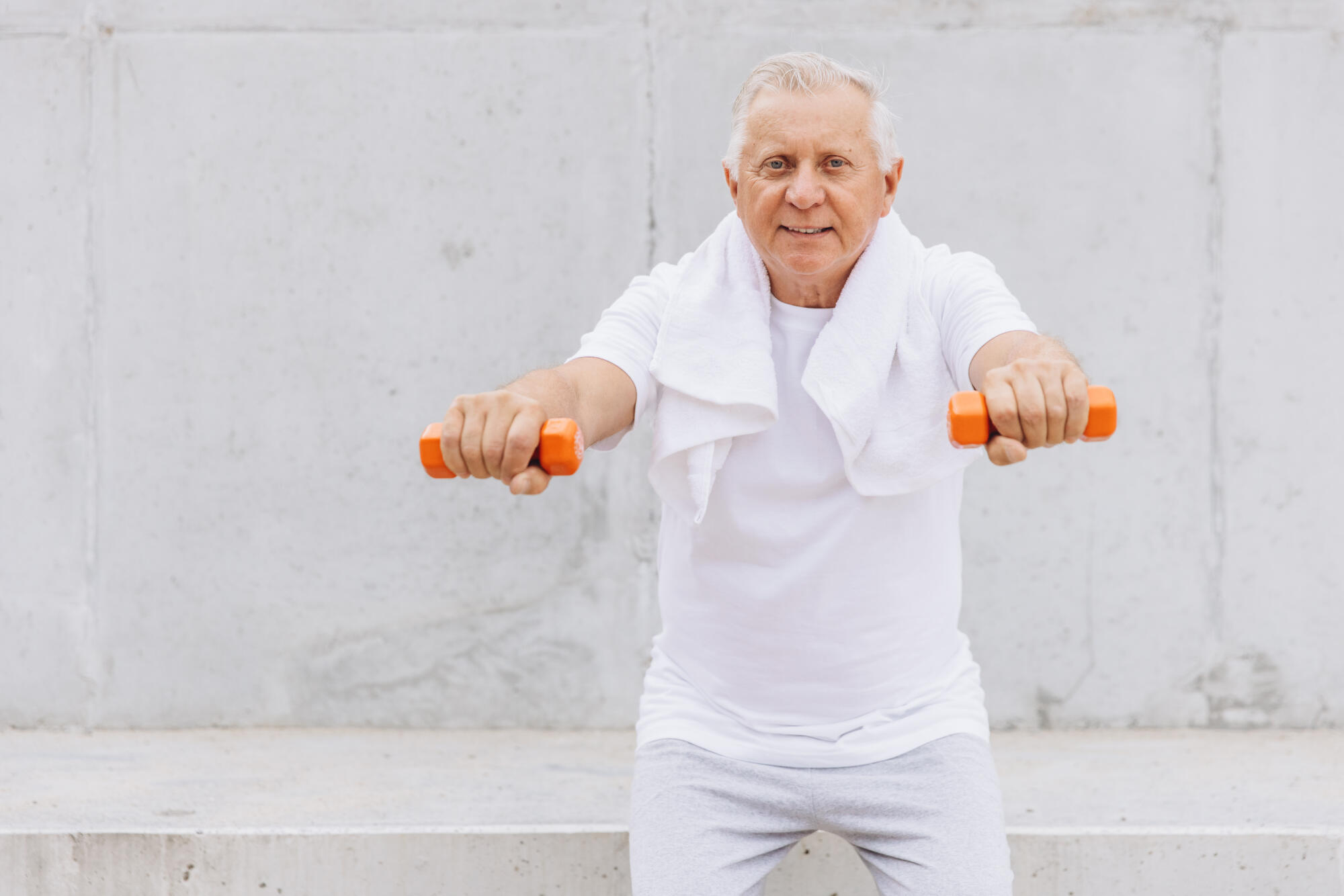 What Exercises Should Be Avoided with Osteoporosis? Tips for Seniors